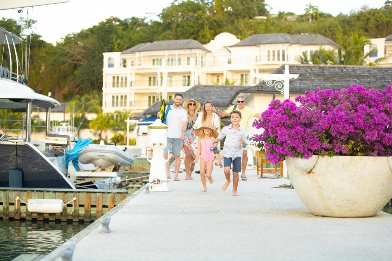 Port Ferdinand Marina & Luxury Residences St. Peter Eksteriør billede